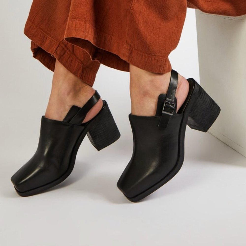 Intentionally Blank | Honcho Mules | Size 8 | Fit like a 7.5